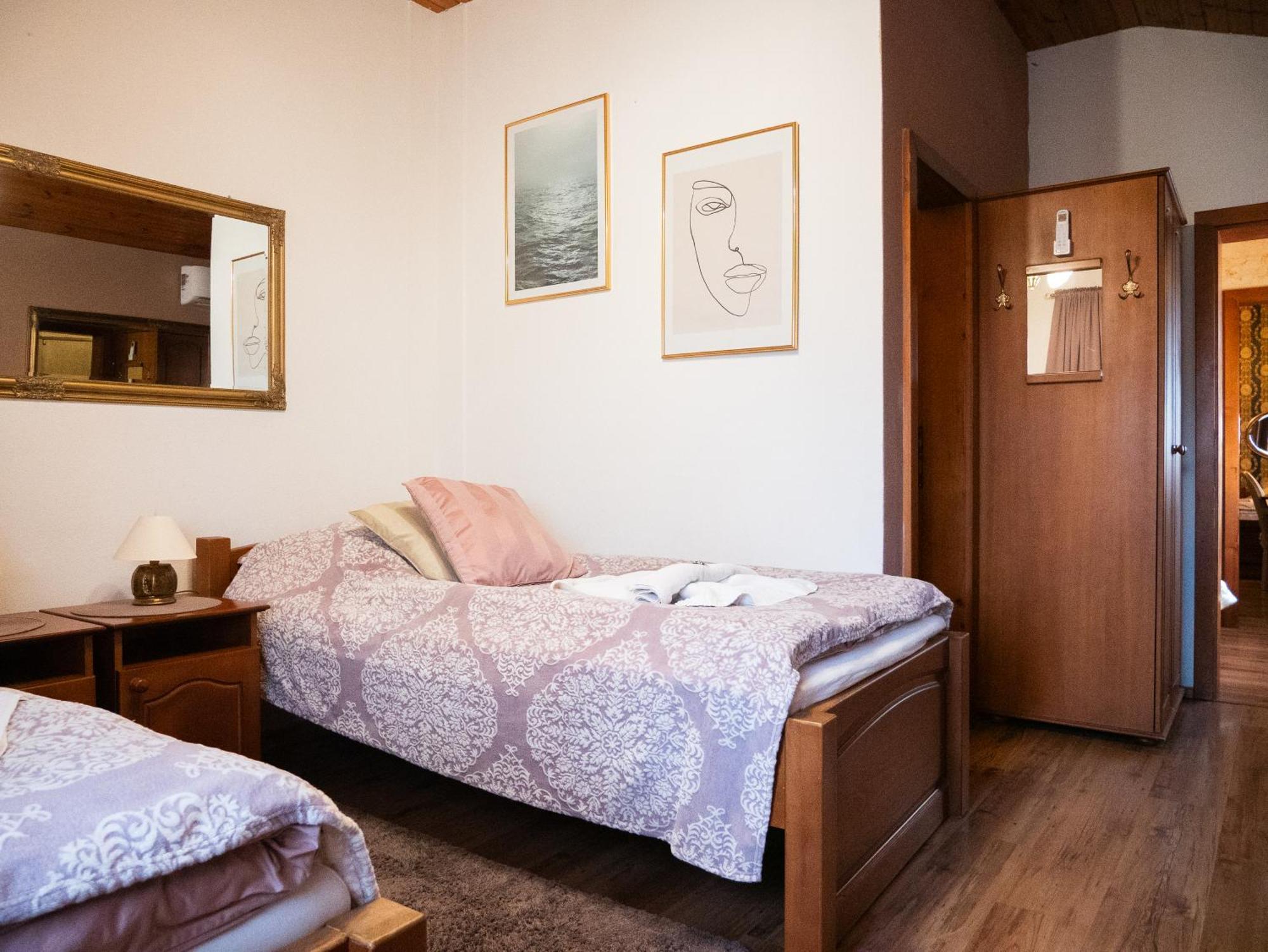 U Krba Hotel Nitra Eksteriør billede